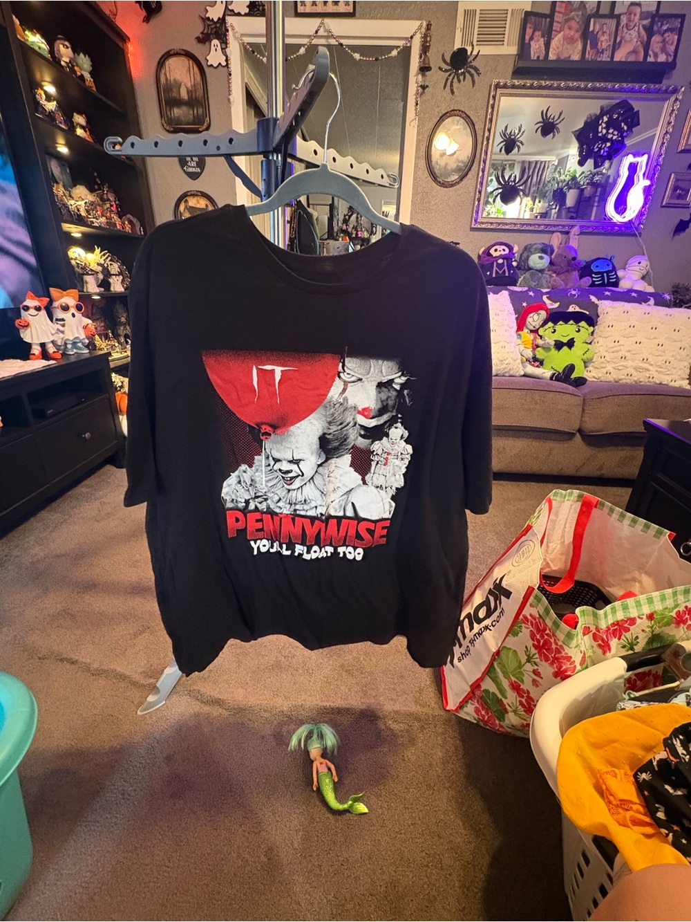 Pennywise Black Graphic Tee – "You'll Float Too"